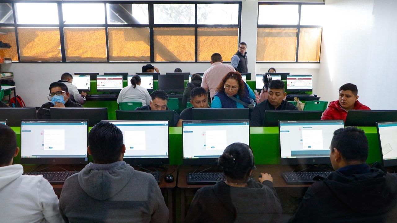 Detienen a dos hombres por haber suplantado a estudiantes en el examen de la UNAM