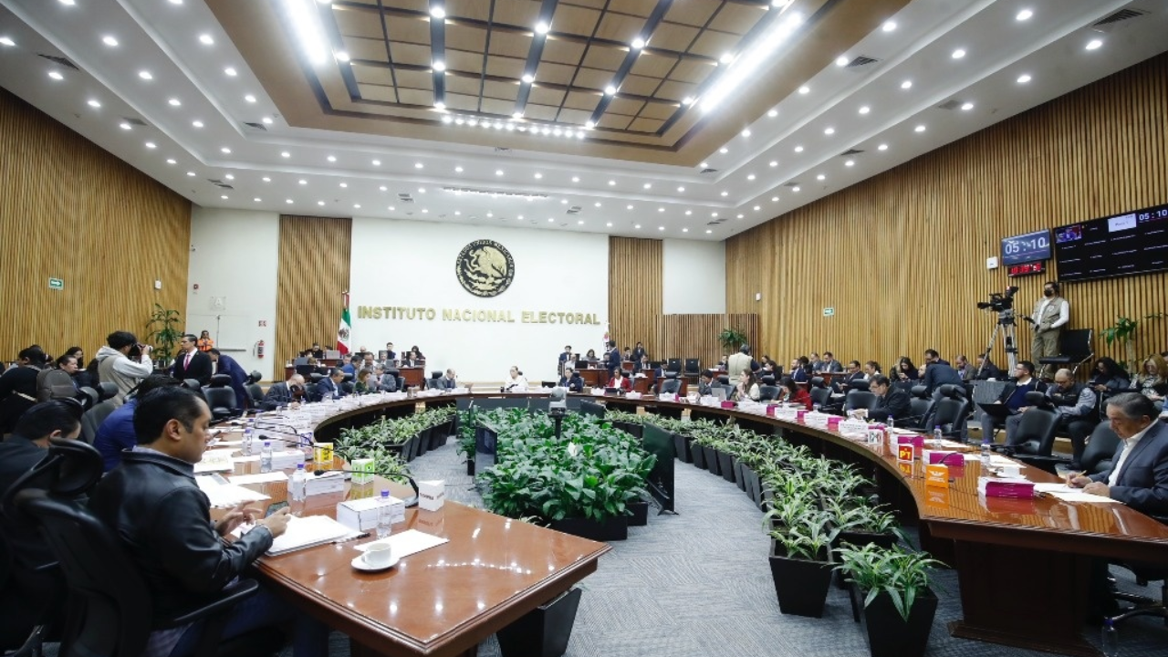 INE multa a partidos con 556 mdp por irregularidades en gastos del 2023 