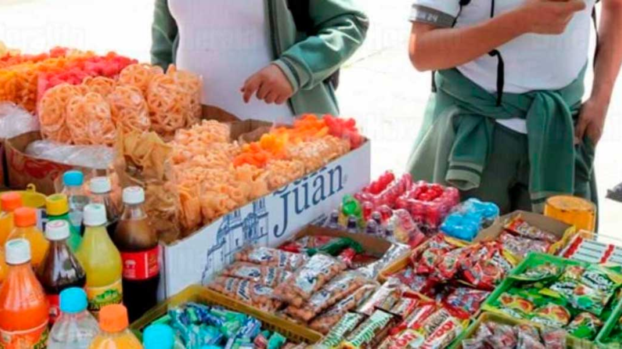 Escuelas de Tamaulipas dicen adiós a comida chatarra