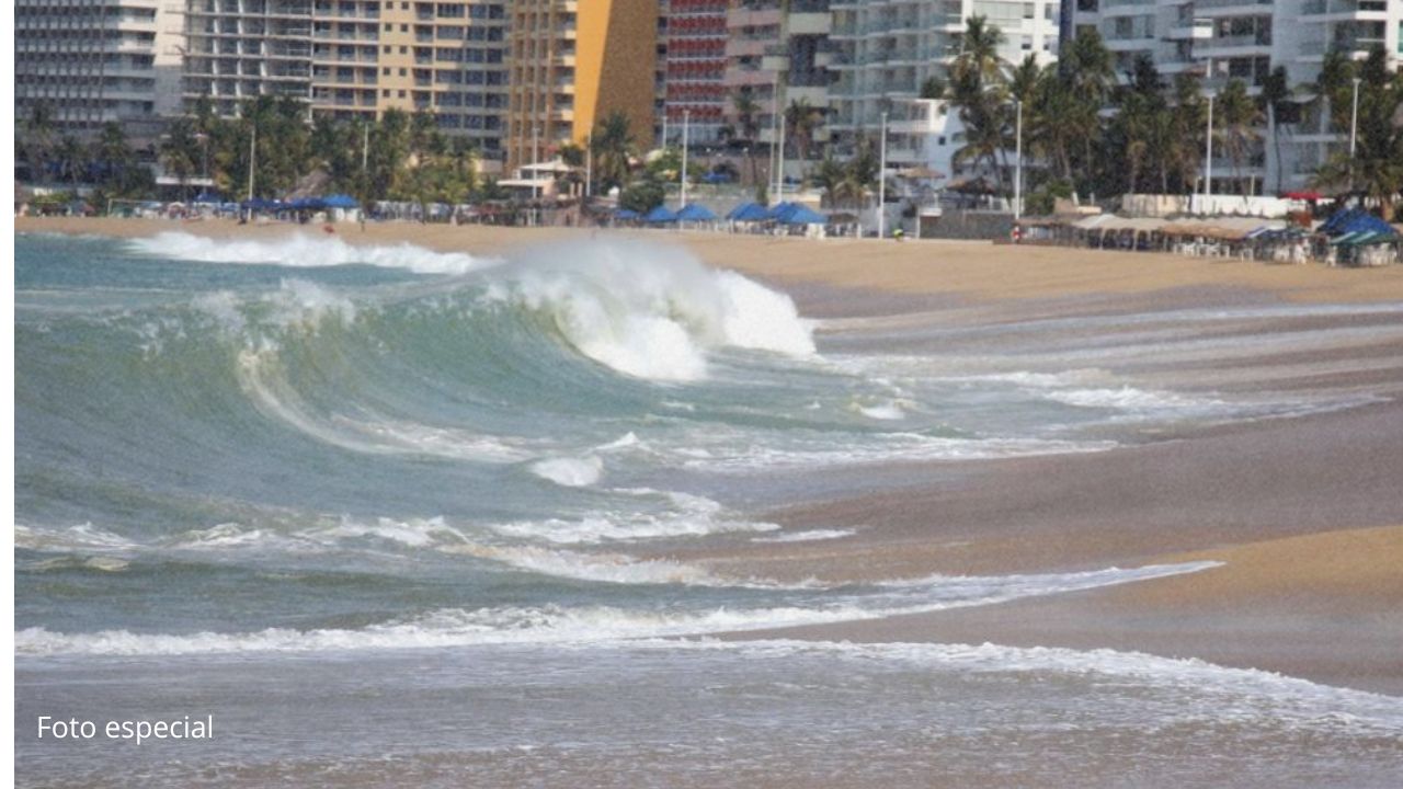 Alerta en Guerrero por oleaje alto