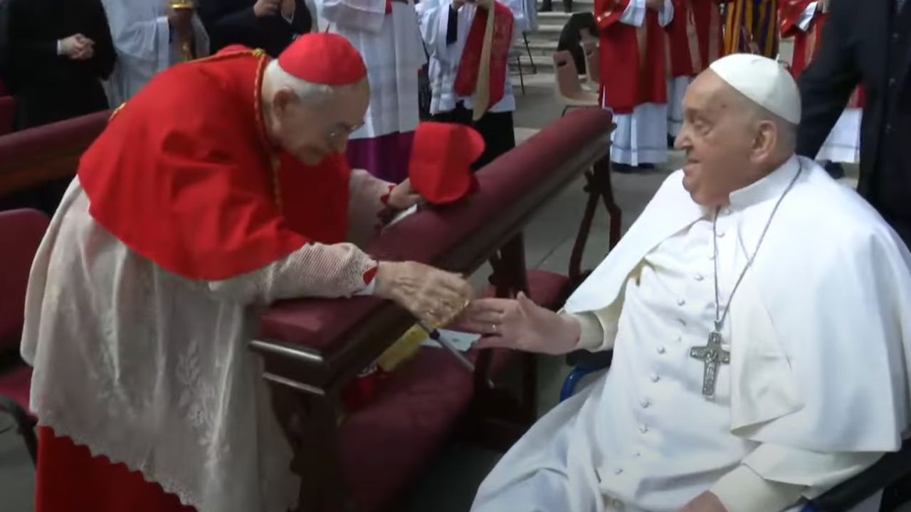 Papa Francisco no oficiará las misas del Jueves y del Viernes Santo