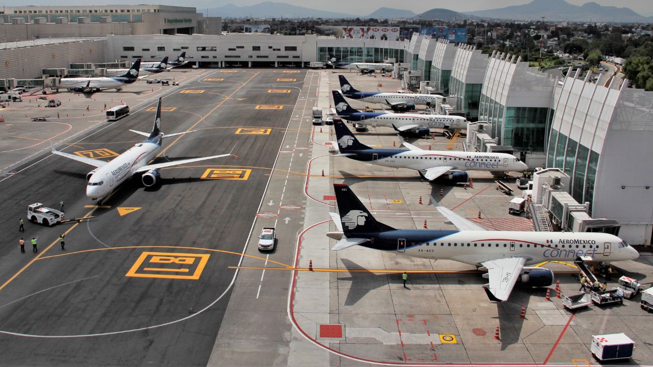 Autorizan incremento de operaciones en el AICM