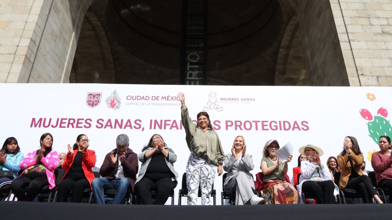 Lanza Clara Brugada apoyo económico para mujeres embarazadas