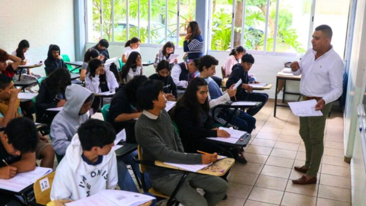 SEP amplía lugares para bachillerato