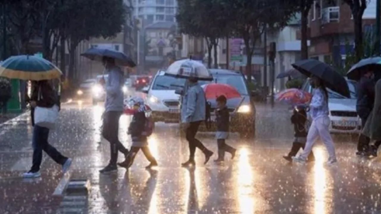 ¡Prepárate! Lluvias y granizo esta tarde en CDMX