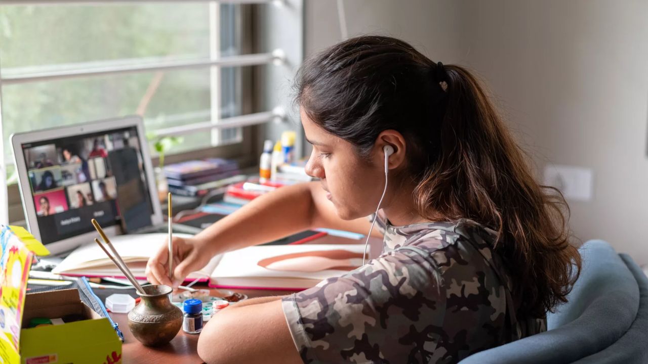 SEP abre convocatoria para Prepa en Línea