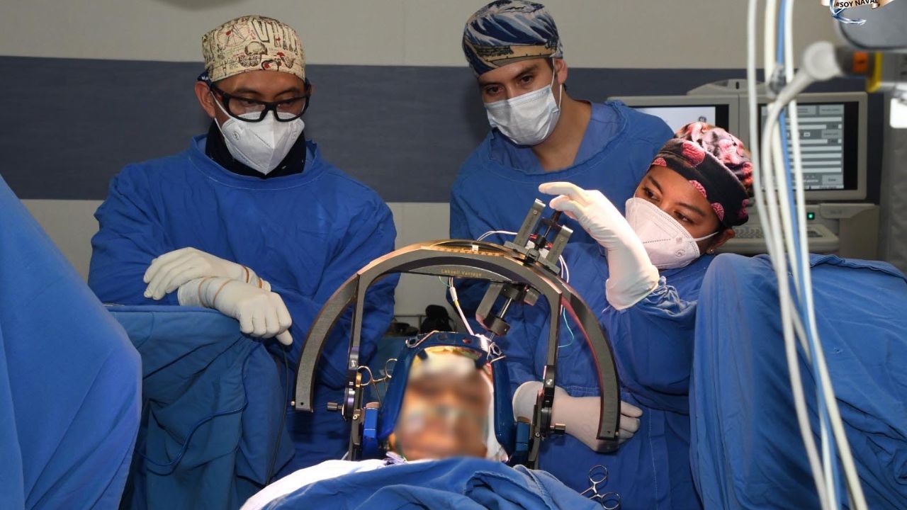 Semar usa tecnología de punta para ayudar a personas con Parkinson