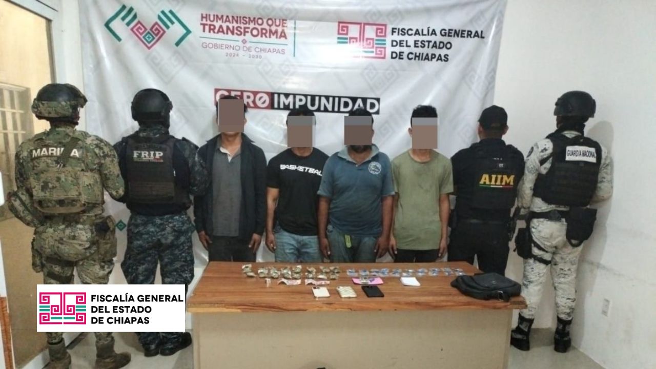 Semar rescata a 16 migrantes Mapastepec, Chiapas