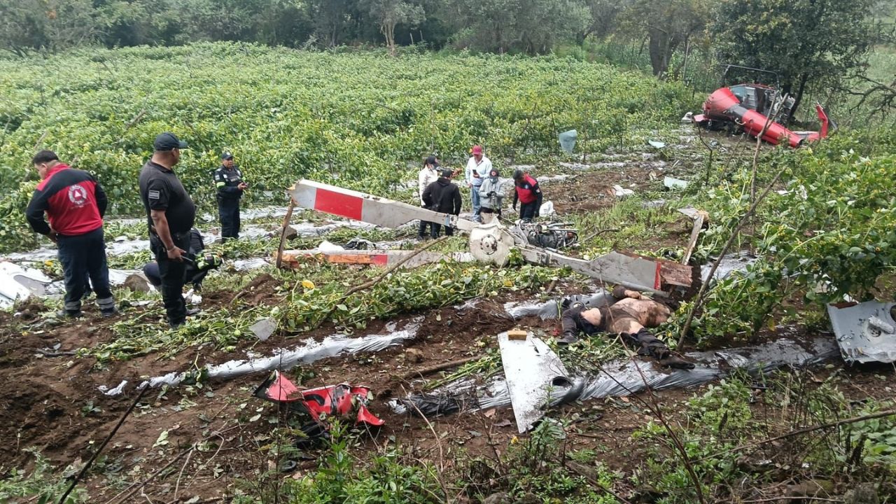 Helicóptero se desploma en Tepetlixpa, Edomex
