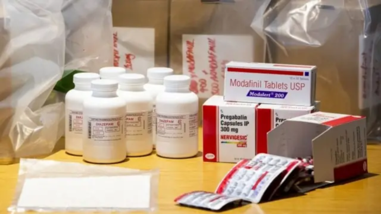 ¡Cuidado! Venden medicamentos falsos a través de redes sociales