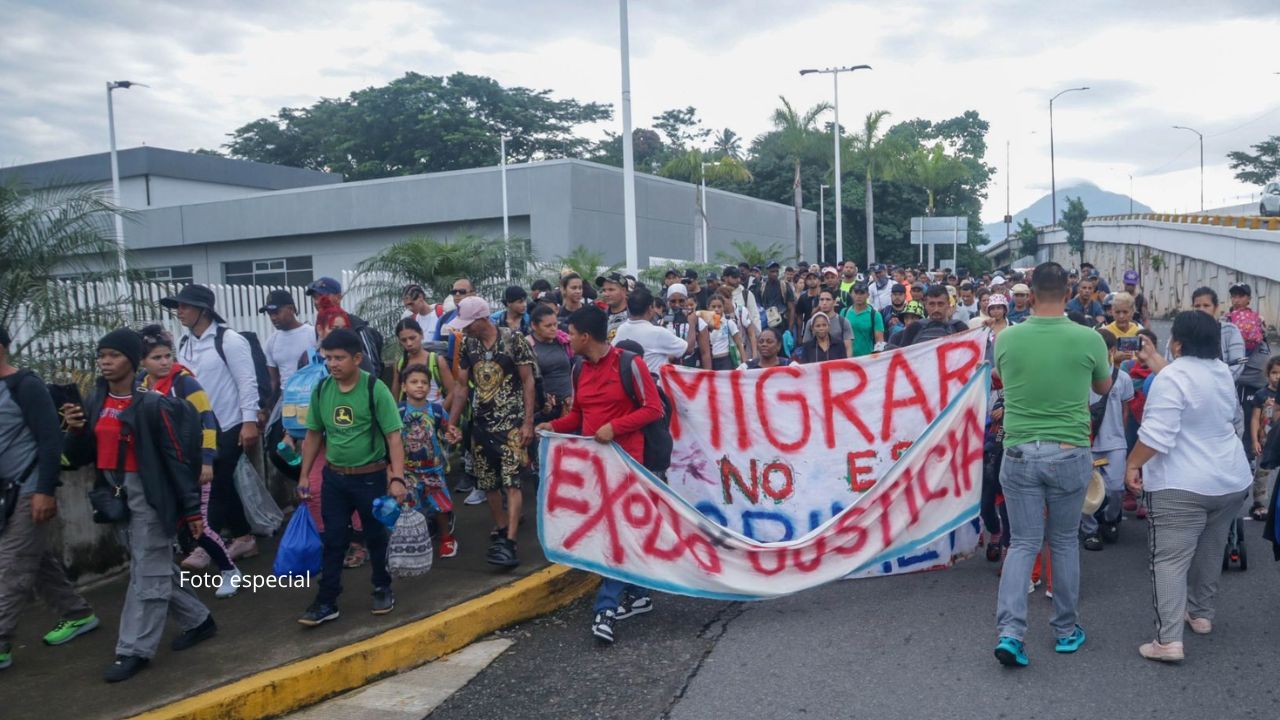Migrantes cubanos en Tapachula alistan caravana rumbo a CDMX