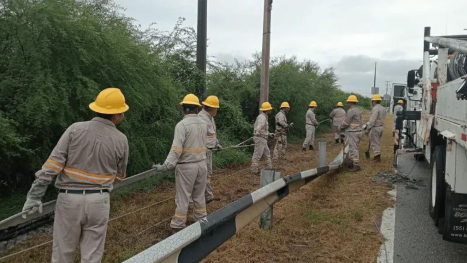 CFE reporta 91% de avance en restablecimiento eléctrico tras lluvias