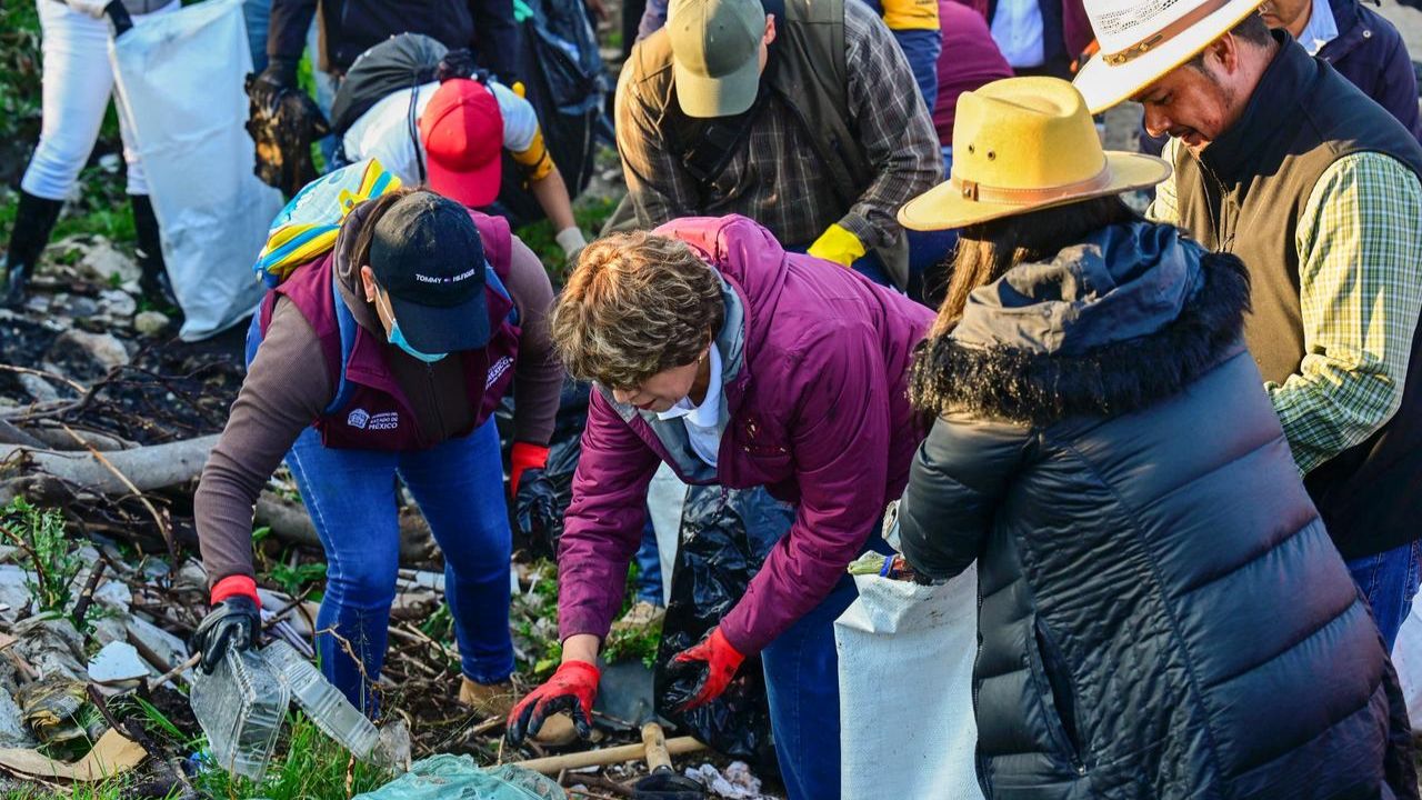 Limpieza masiva del Lago San Antonio