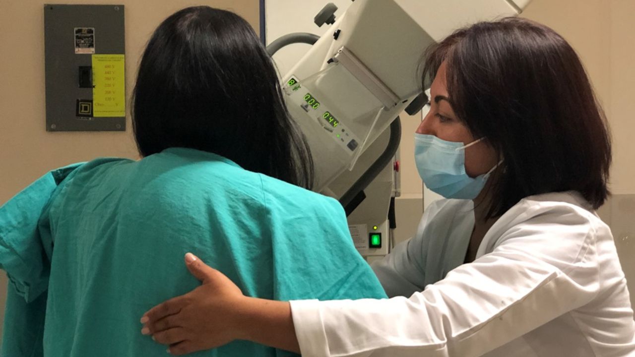 ¡Prevención en marcha! IMSS hará 150 mil mastografías este mes