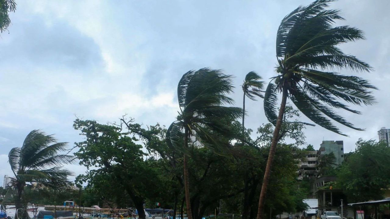 Alerta por lluvias: Raymond amenaza Sinaloa y BCS