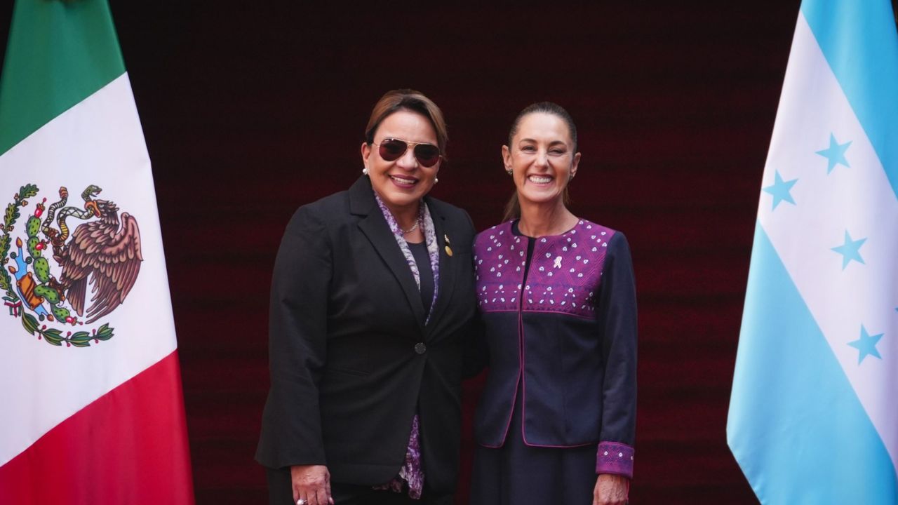 Sheinbaum recibe a la presidenta de Honduras en Palacio Nacional