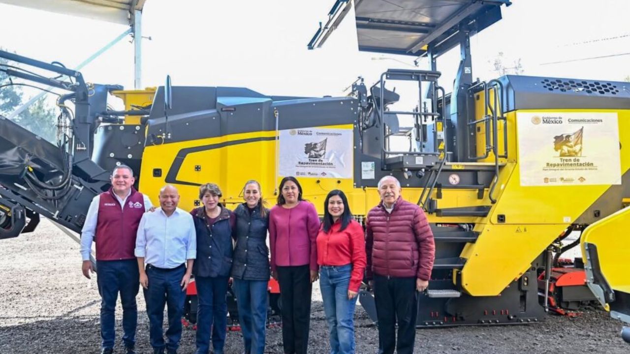 Sheinbaum entregó trenes de pavimentación en el Edomex