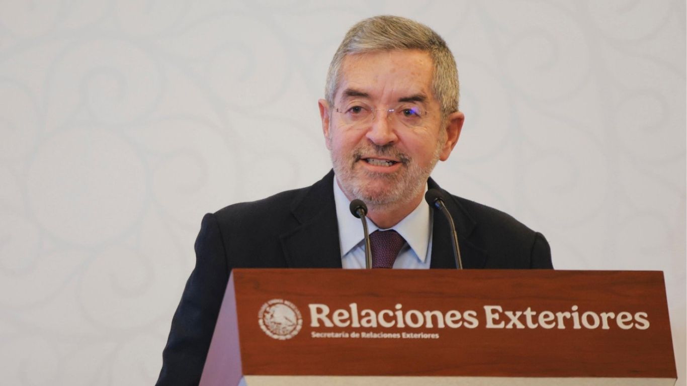 México ajusta su política exterior en medio de tensiones con EU