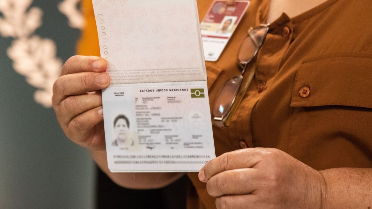 SRE alerta por fraude en trámites de pasaporte