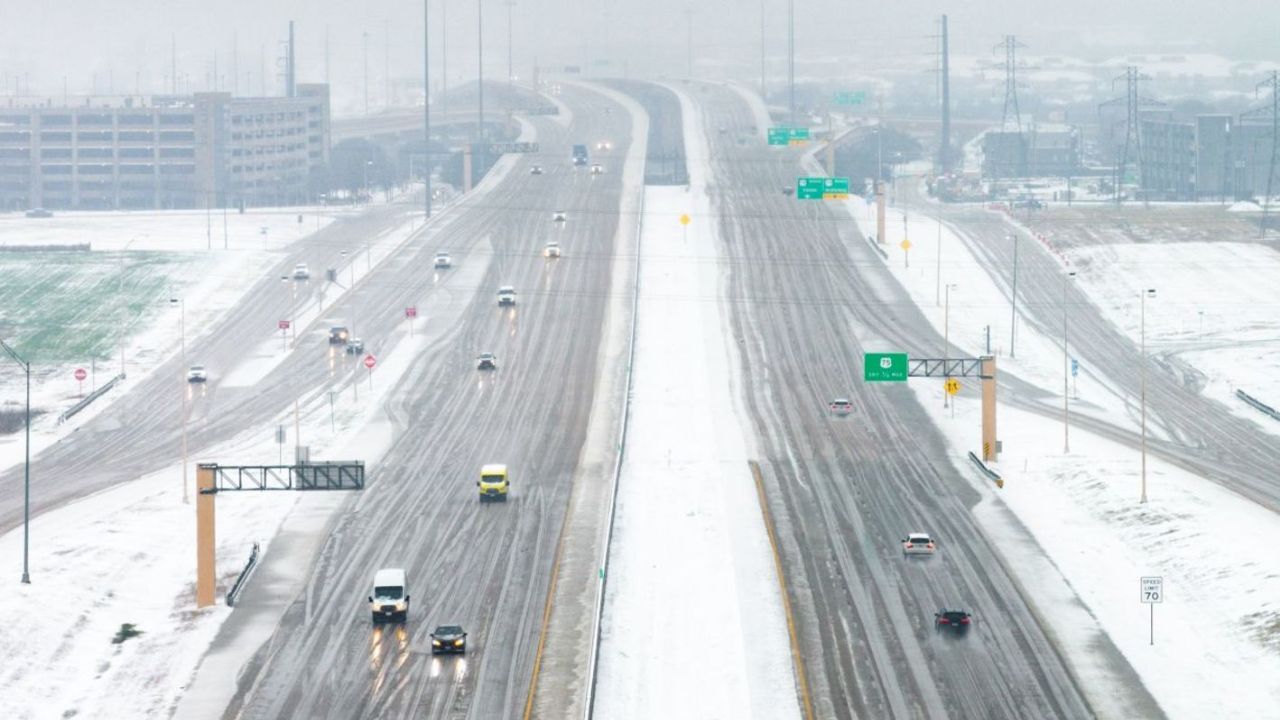 Tormenta invernal paraliza a Estados Unidos