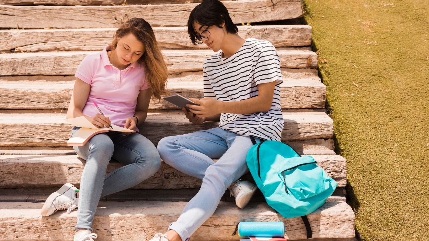 Dos de cada 10 jóvenes en México no cursan el bachillerato