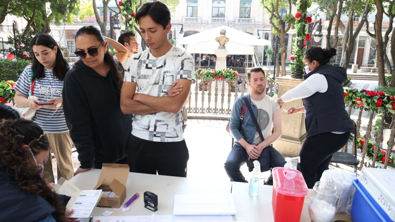 CDMX supera el millón de vacunas contra el sarampión