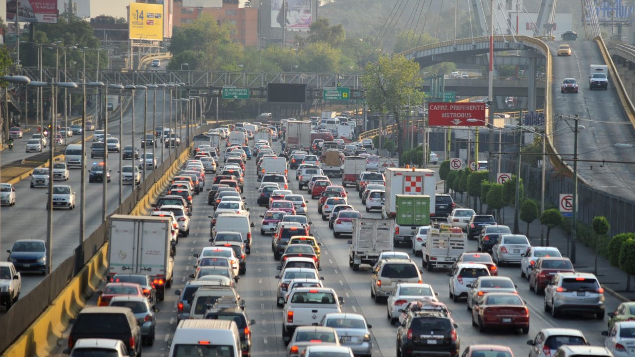 Sigue contingencia y Doble Hoy No Circula en la ZMVM