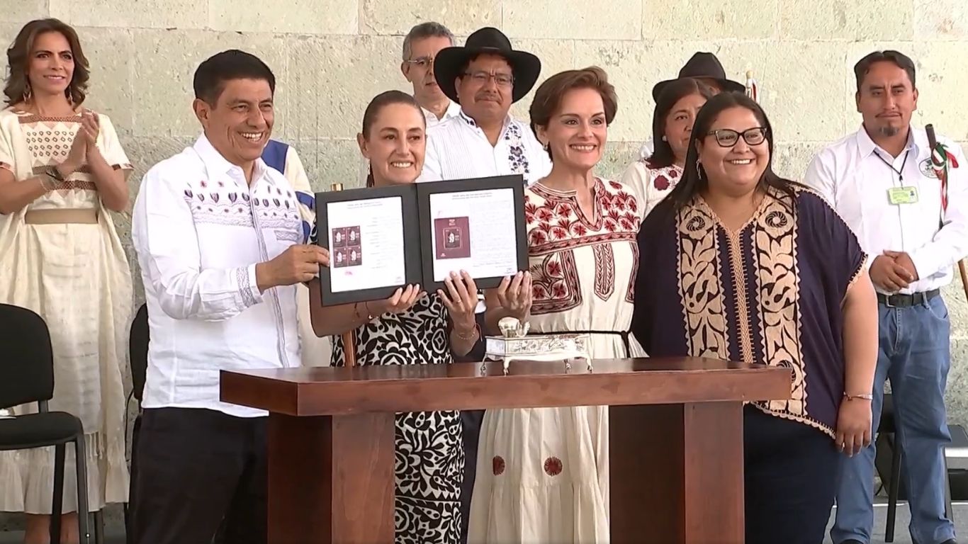 Sheinbaum conmemora natalicio de Juárez en Oaxaca