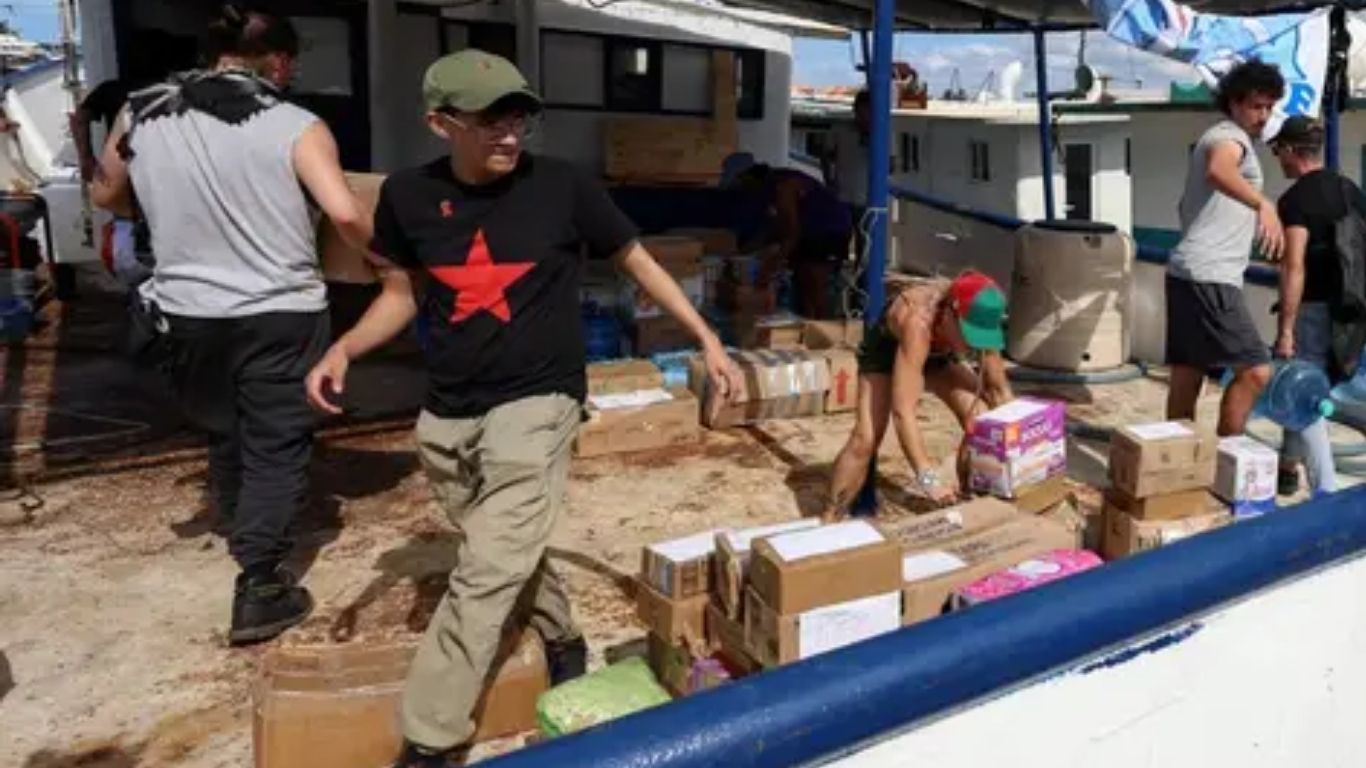 Zarpa ayuda humanitaria de México hacia Cuba
