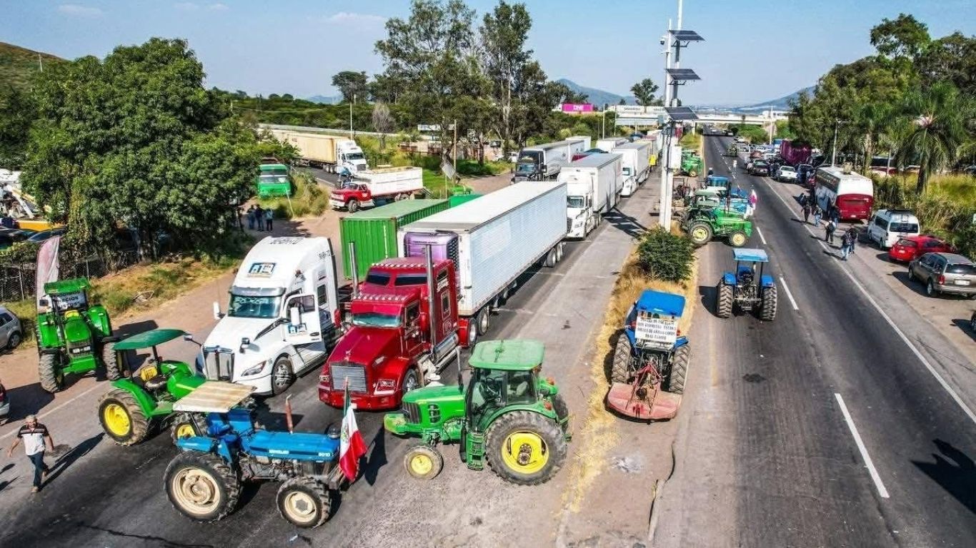 Piden a agricultores evitar bloqueos carreteros
