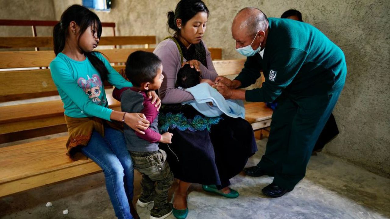 Inicia credencialización del Servicio Universal de Salud en el Edomex