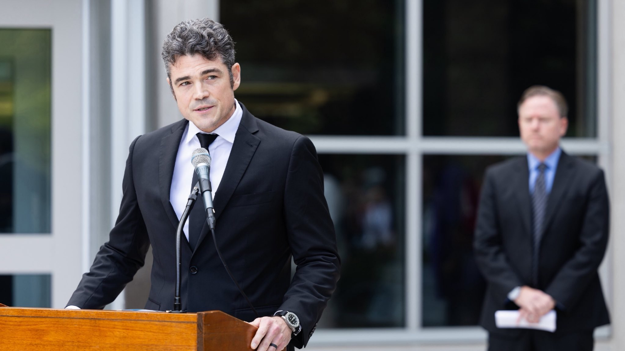 Irán no era una amenaza afirma Joe Kent al renunciar a su cargo de jefe antiterrorismo de EU