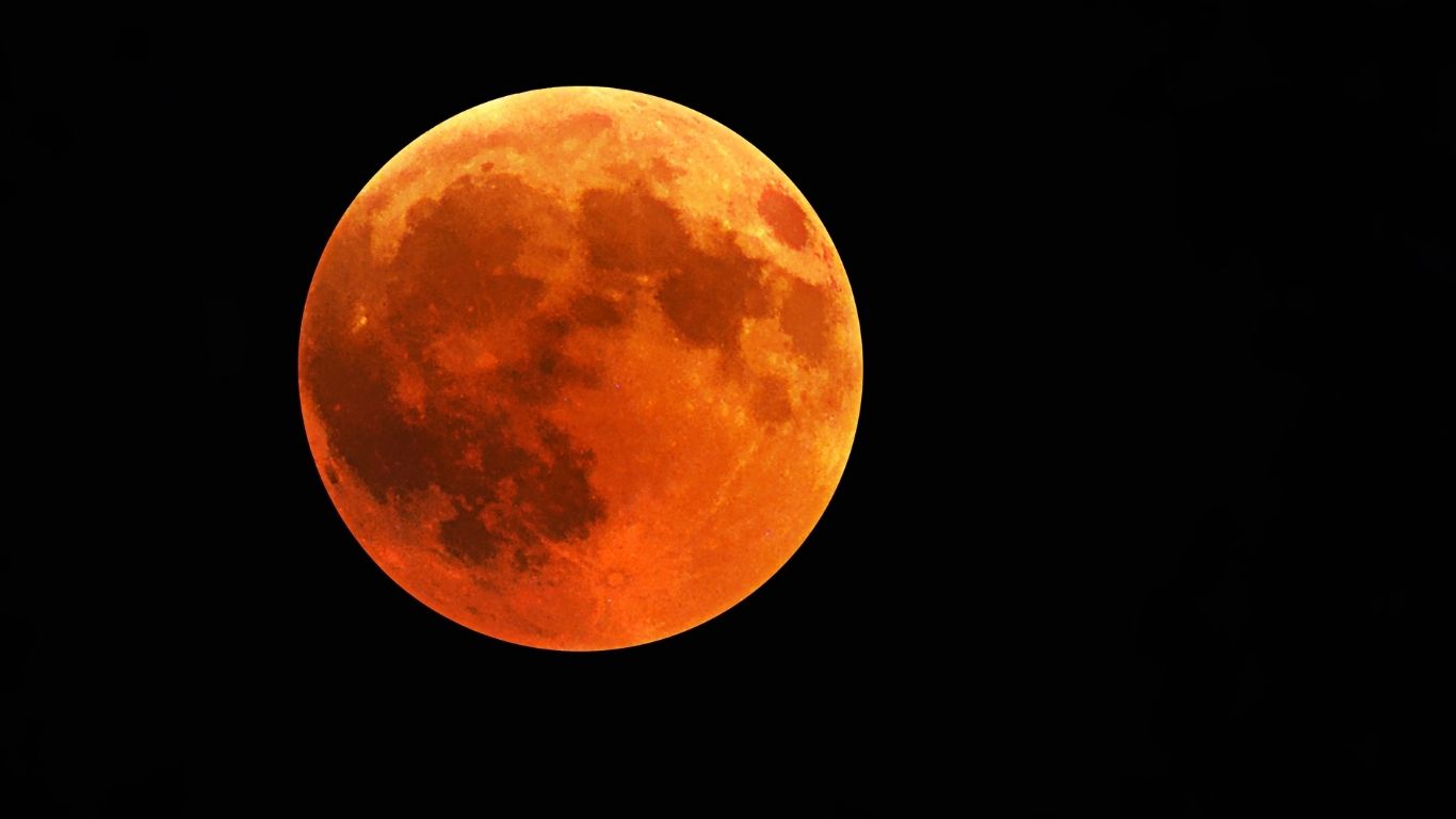 ¡Eclipse lunar visible a simple vista!