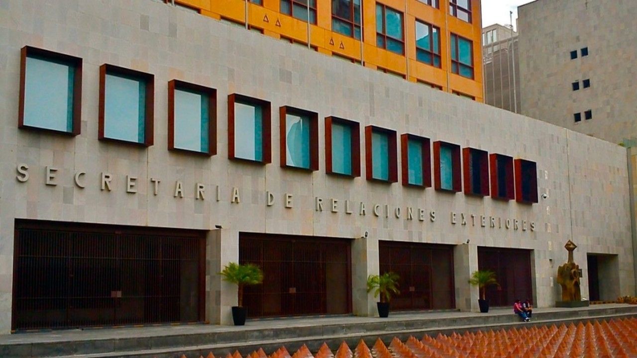 México evacúa a 352 connacionales de Medio Oriente