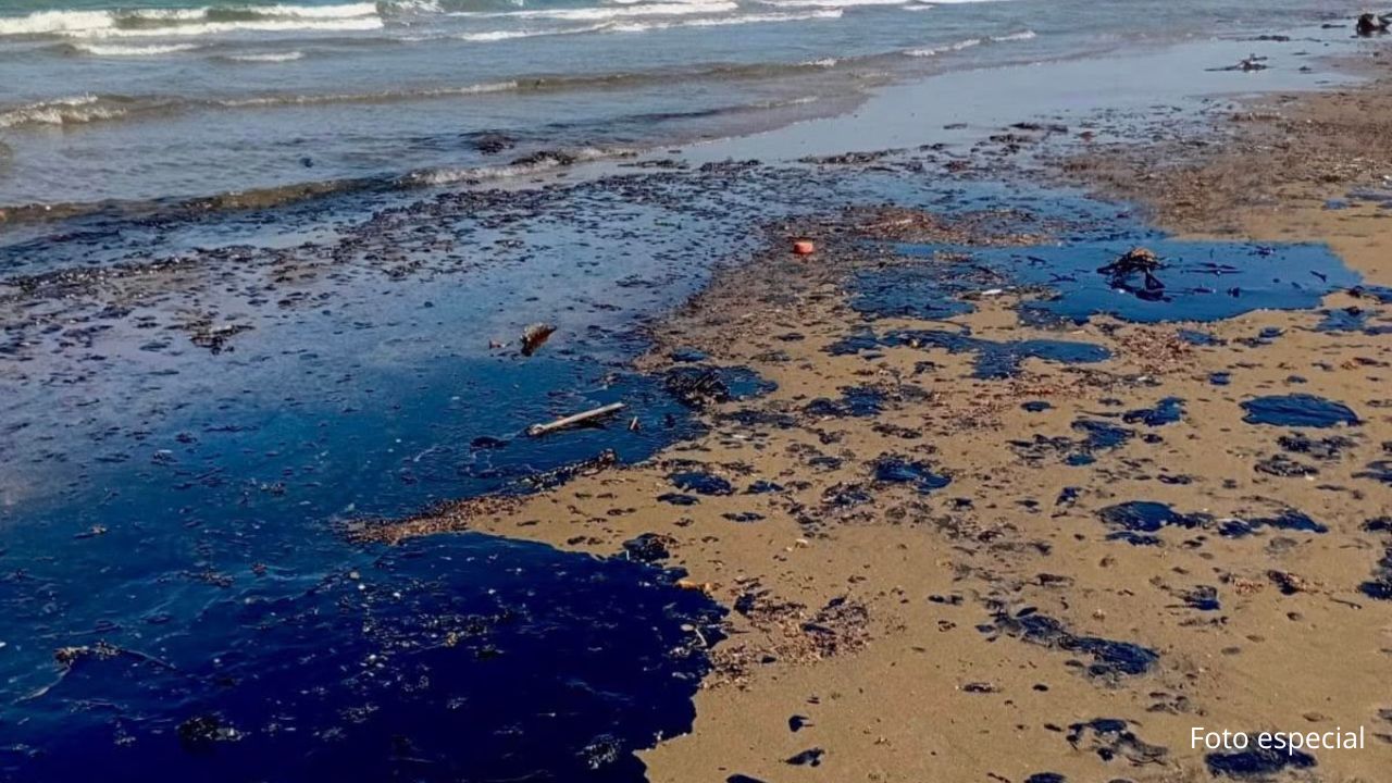 Derrame de hidrocarburos en costas de Veracruz ya fue contenido