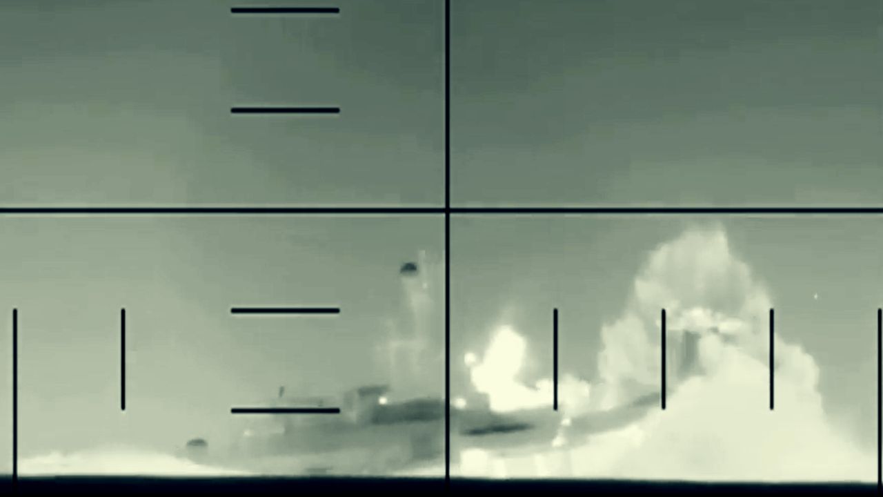 Submarino de EU hunde fragata iraní en el Índico