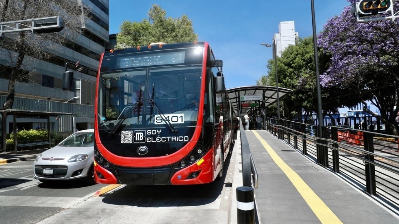 Metrobús modifica servicio en Línea 3 por carrera deportiva