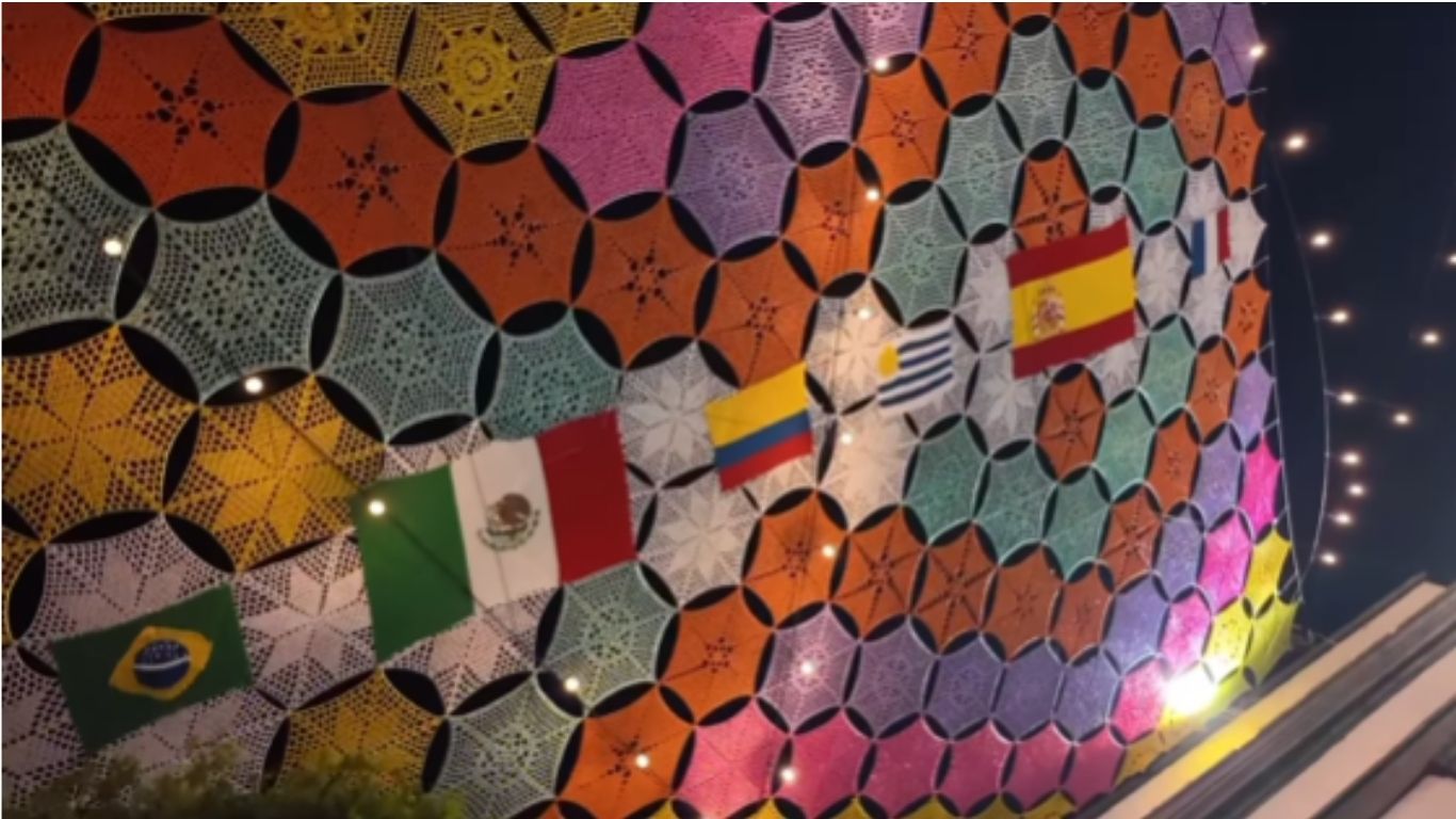 Arte y fútbol se unen en el “Cielo Tejido” en Zapopan