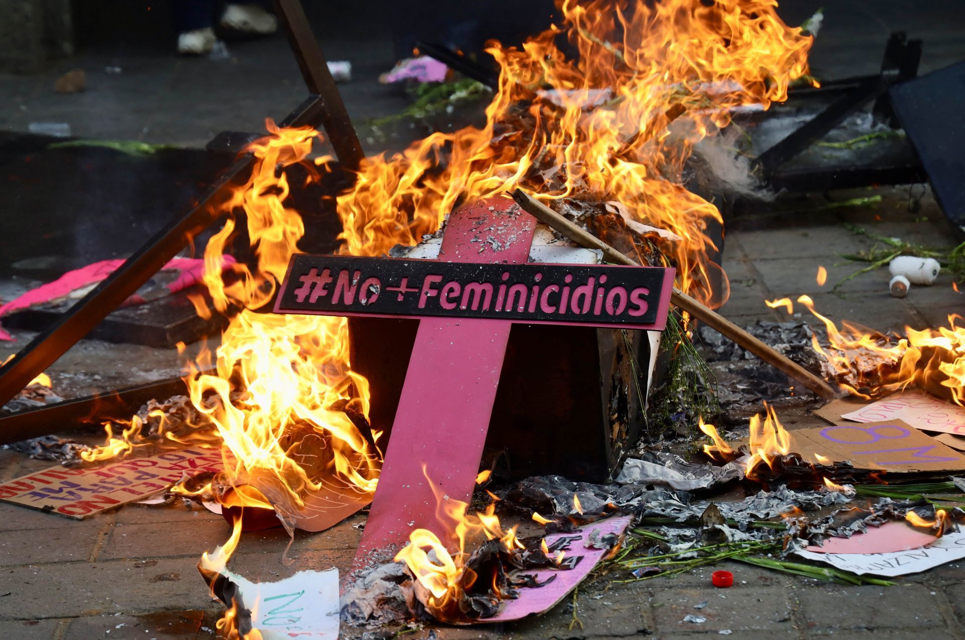 Violencia feminicida: la crisis que cobra 11 vidas diarias en AL y el Caribe