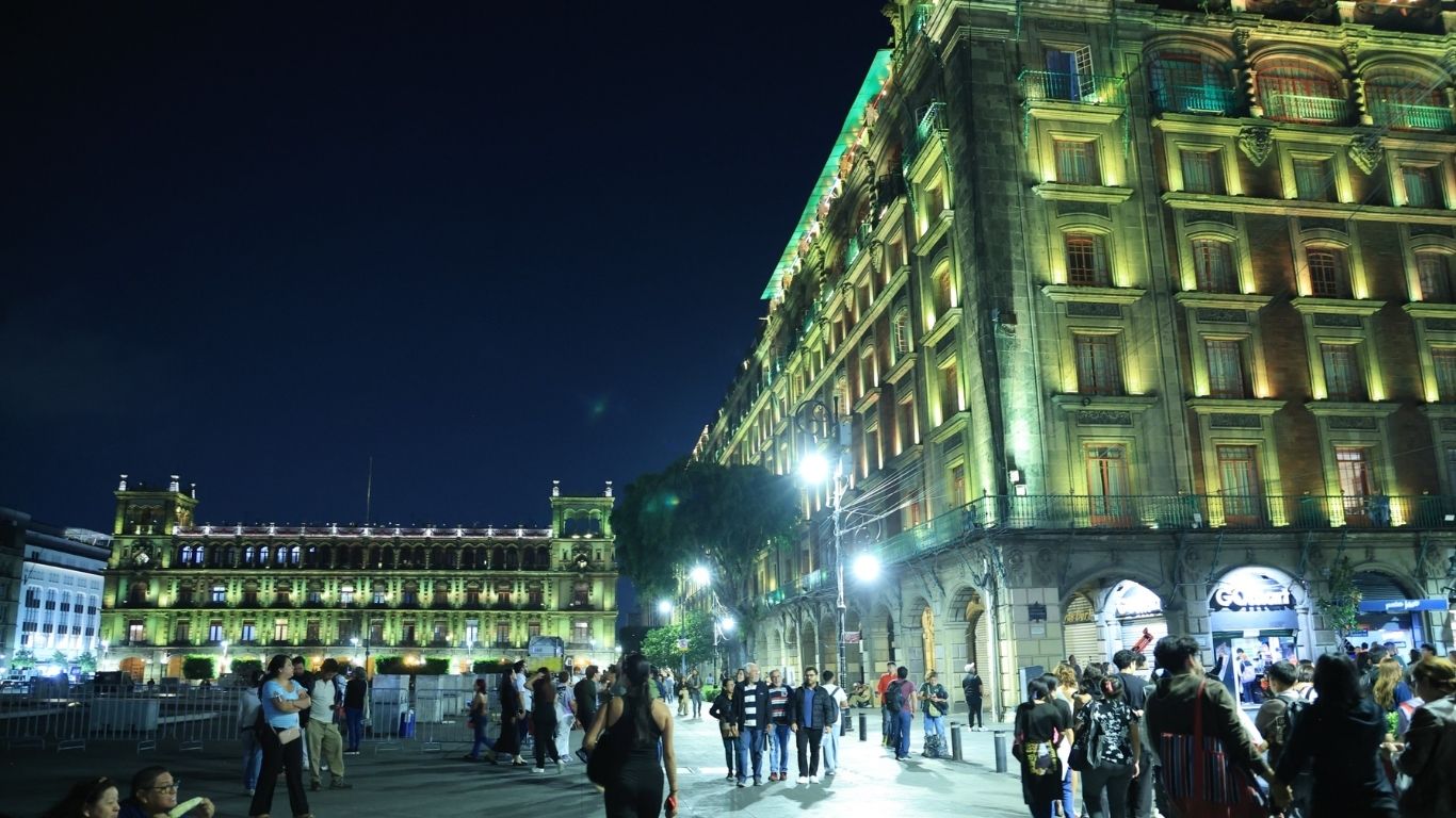 Centro Histórico estrena iluminación artística en 15 edificios