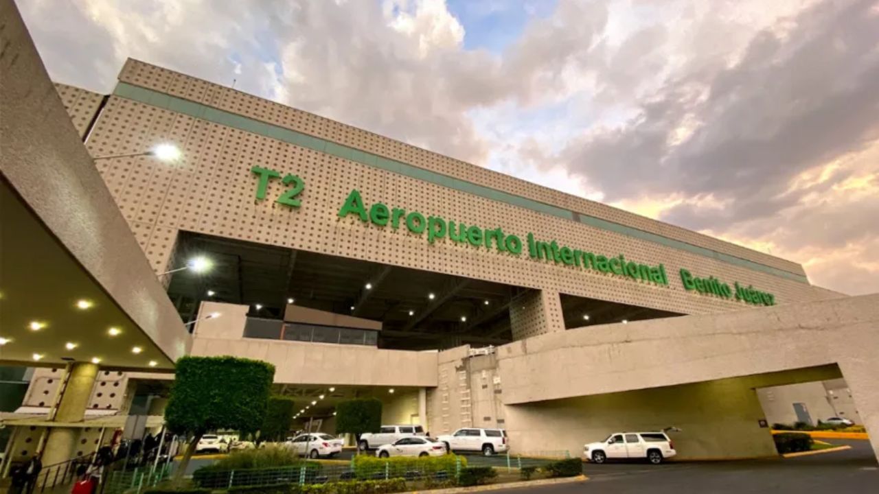 Por mantenimiento cerrada la rampa de acceso de la Terminal 2