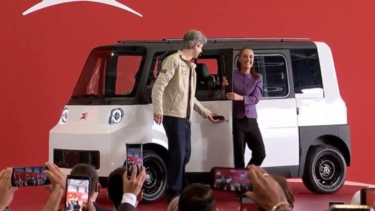 Presentan Olinia, el primer miniauto eléctrico mexicano
