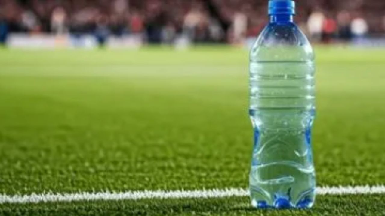 Prohíben botellas reutilizables en los estadios