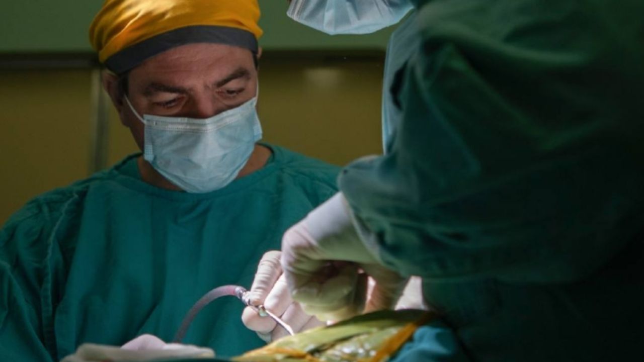 Hospital Juárez realiza primer implante bilateral coclear