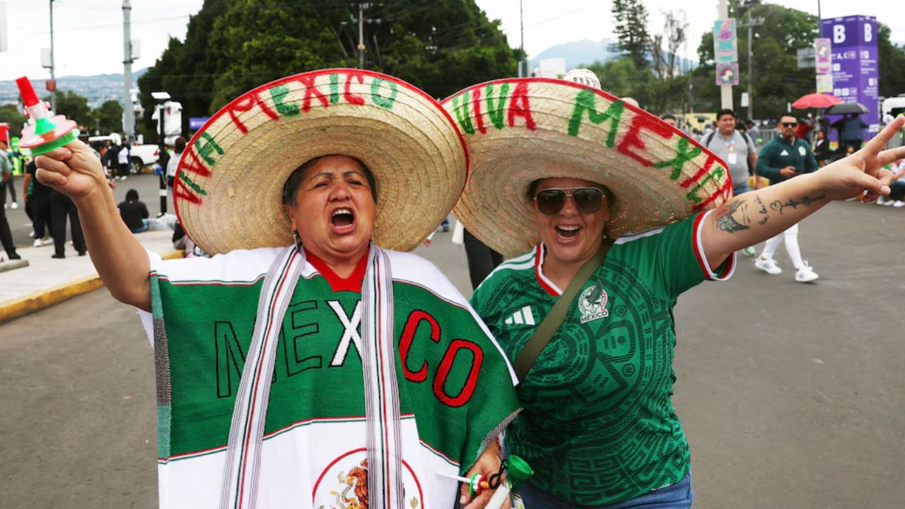 Edomex instalará pantallas para el México-Inglaterra