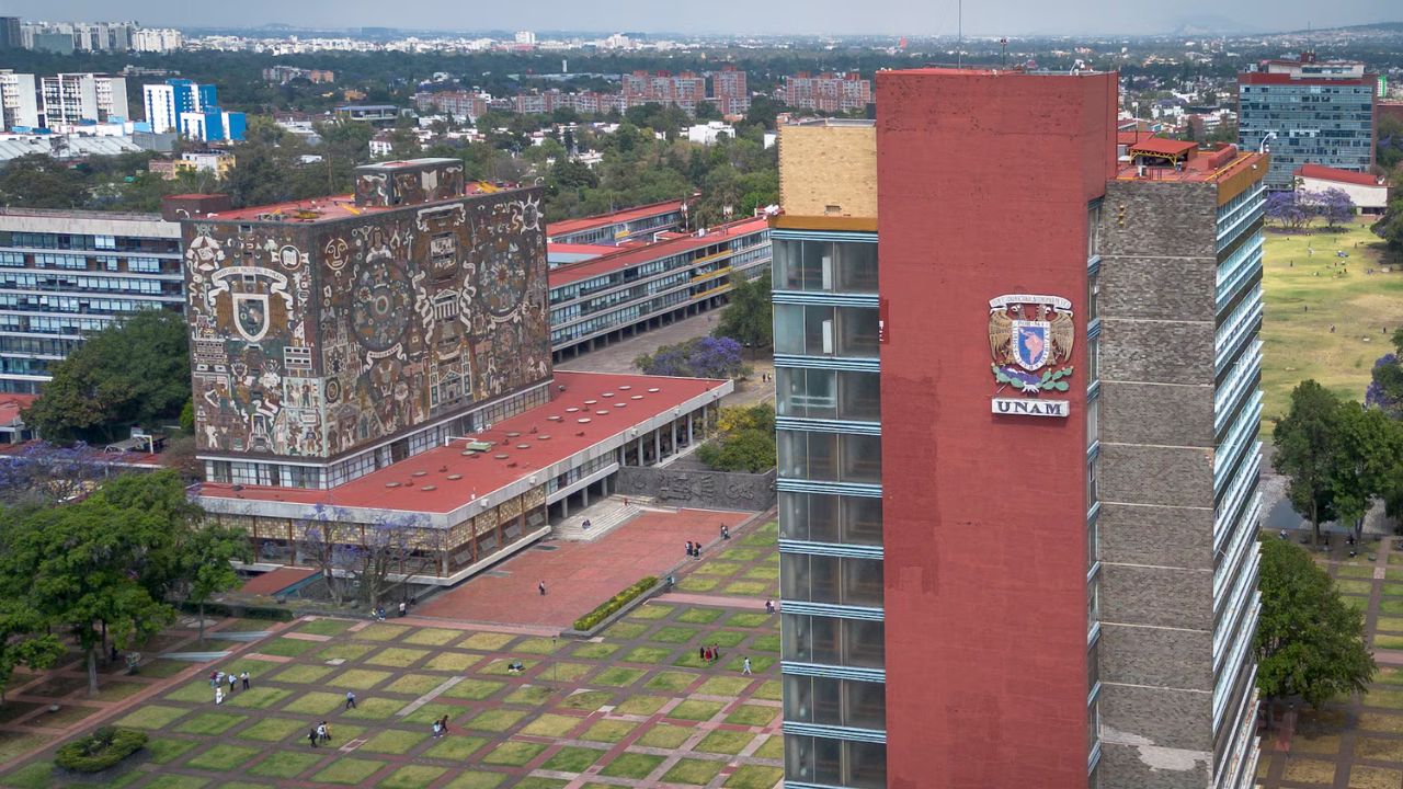 Sheinbaum urge definir proceso de admisión en la UNAM