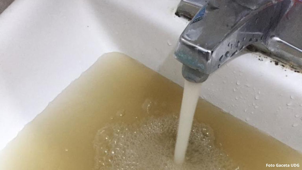 ¡Alerta! Salud Jalisco pide no consumir agua de la llave