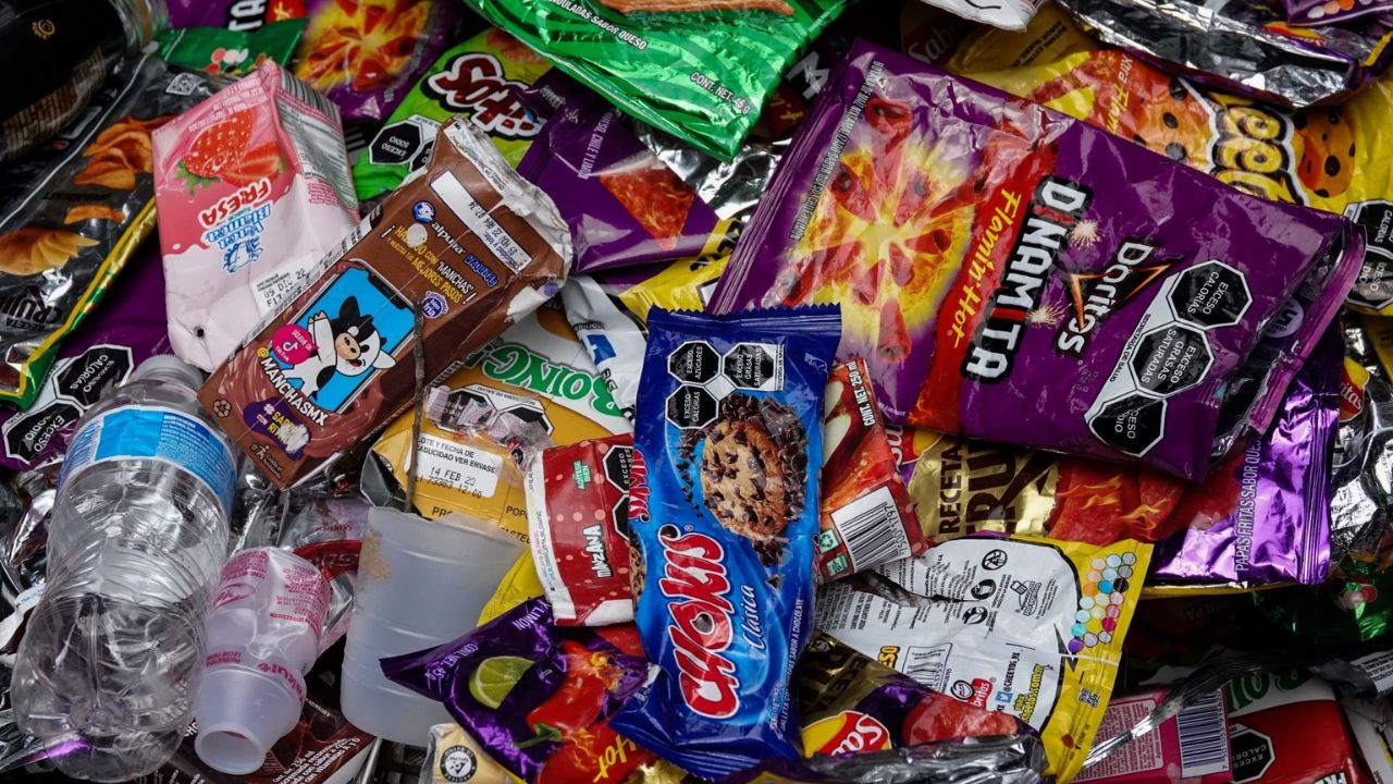 Corte pausa amparos por comida chatarra en escuelas