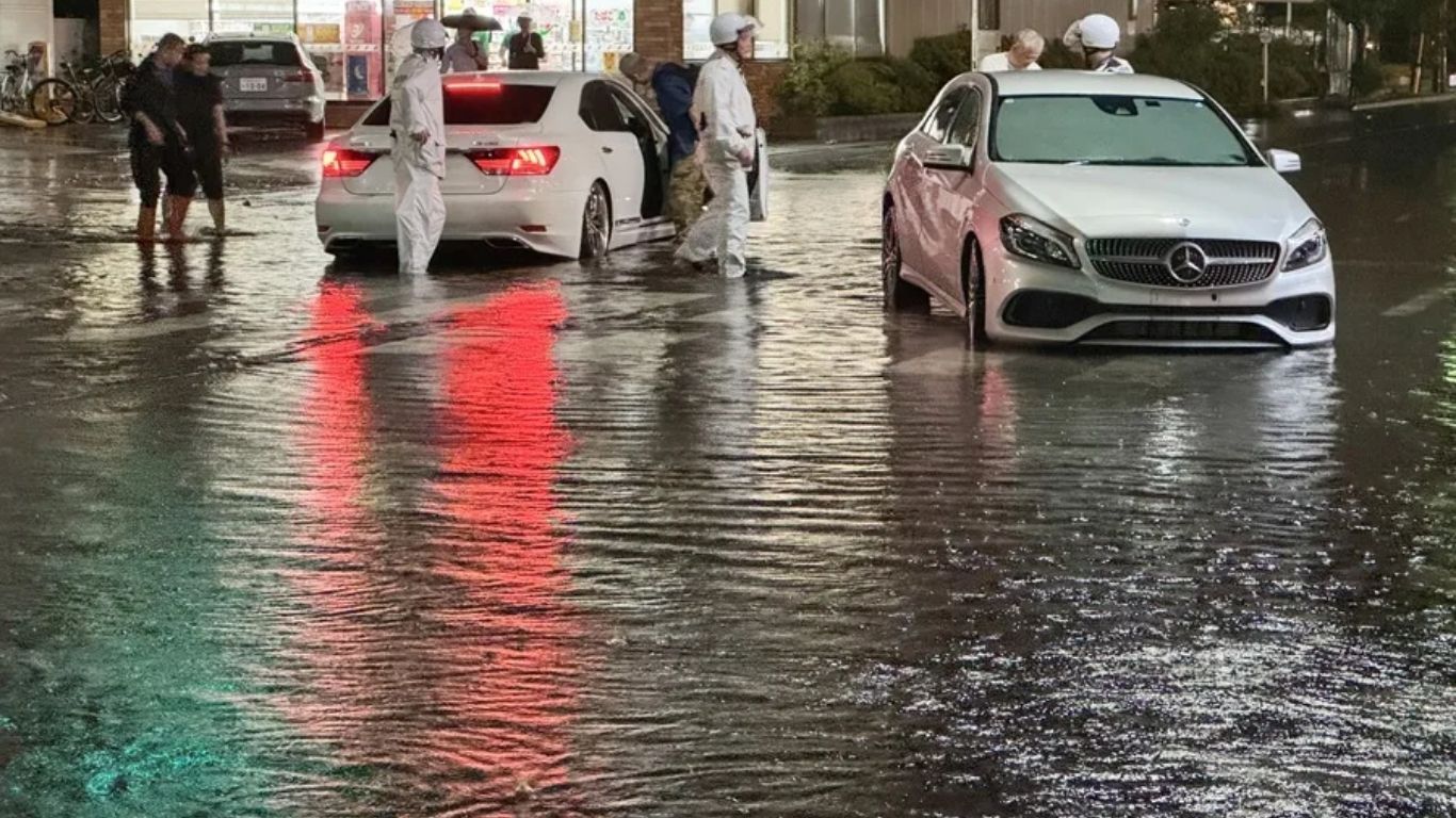 Japón enfrenta lluvias torrenciales
