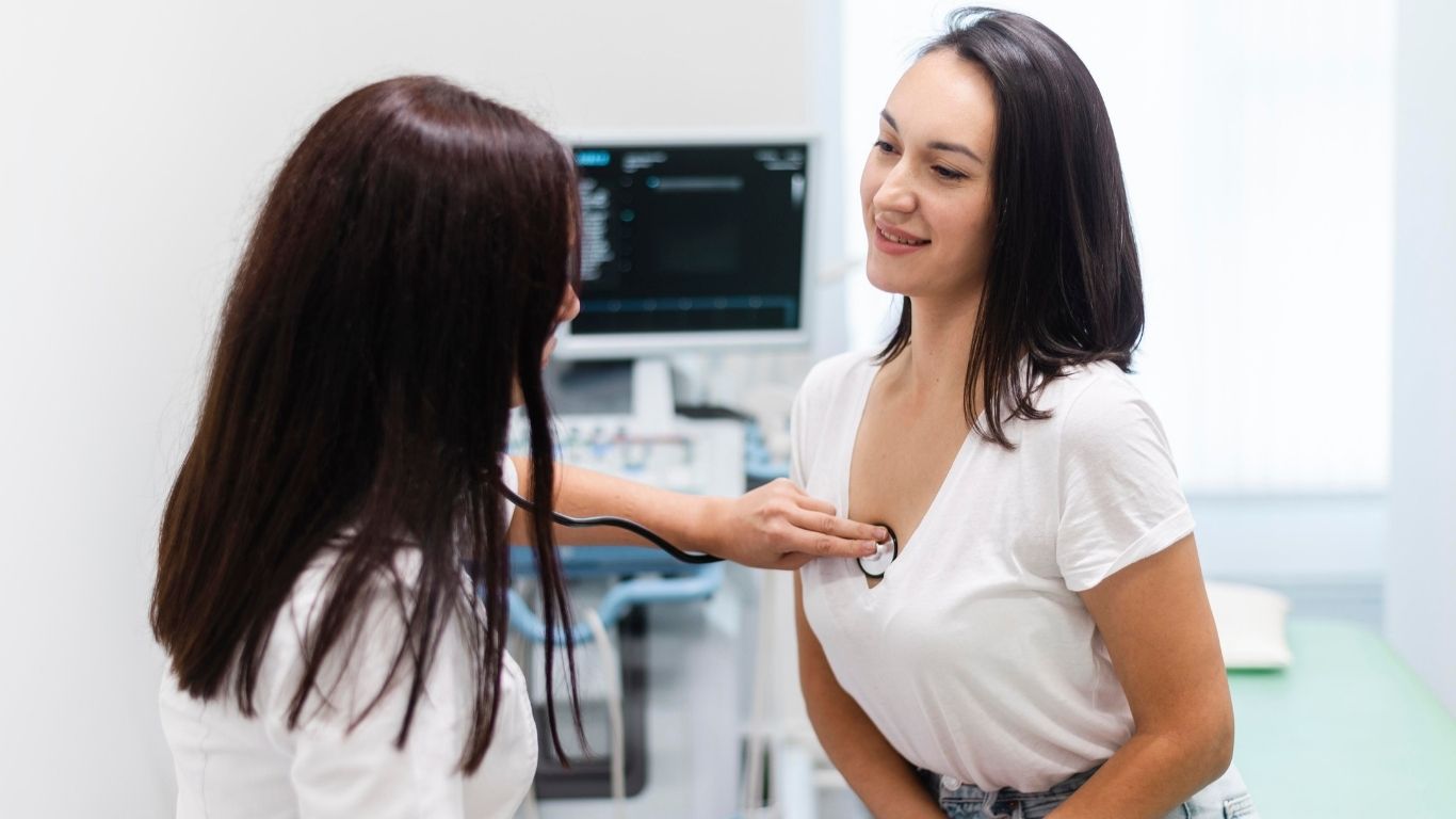 15% de casos de cáncer de mama en México son en menores de 40 años